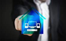 Les avantages d&rsquo;utiliser une prise connectée pour vos appareils de divertissement à domicile